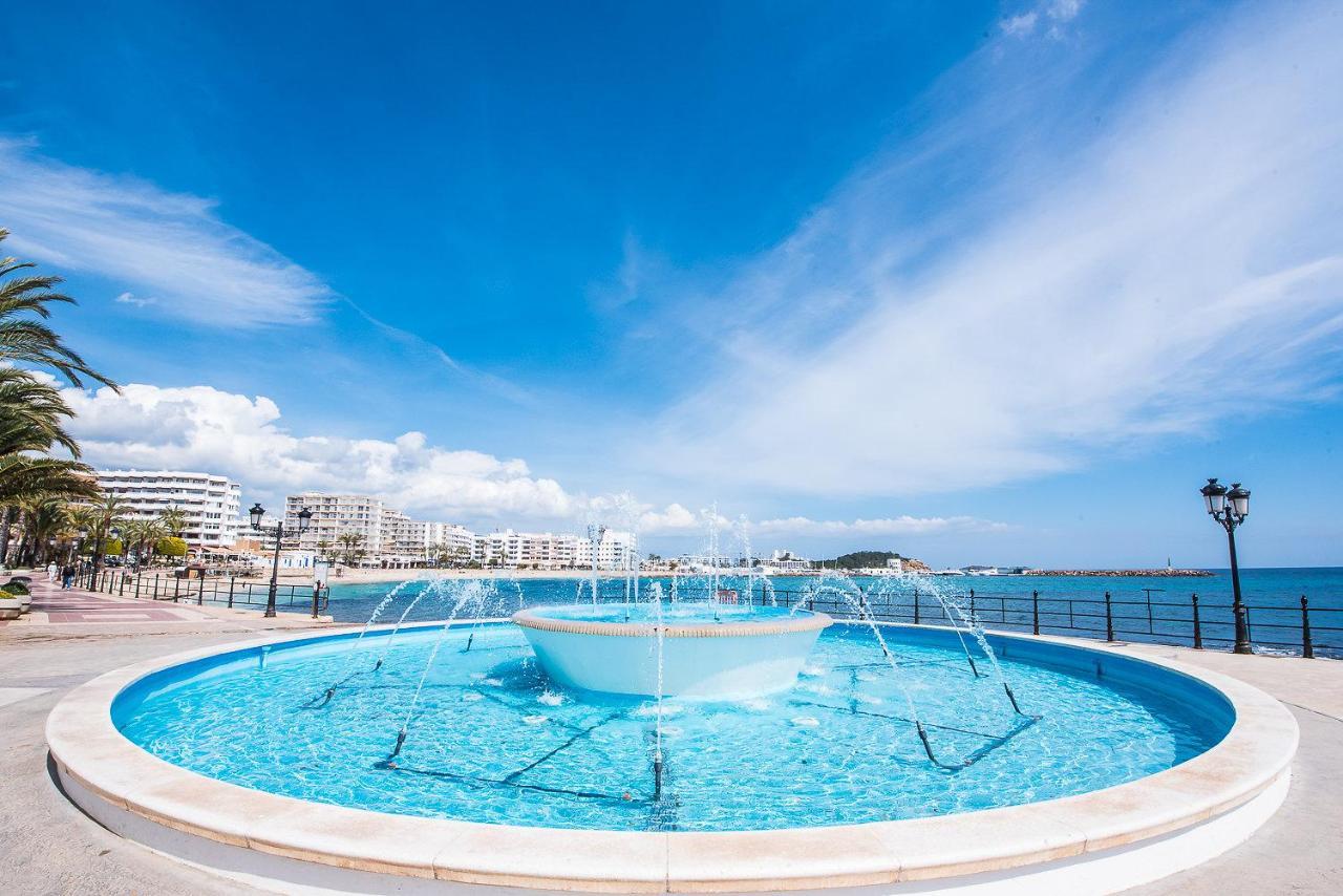 Sal Mar Suites Santa Eularia des Riu Ngoại thất bức ảnh