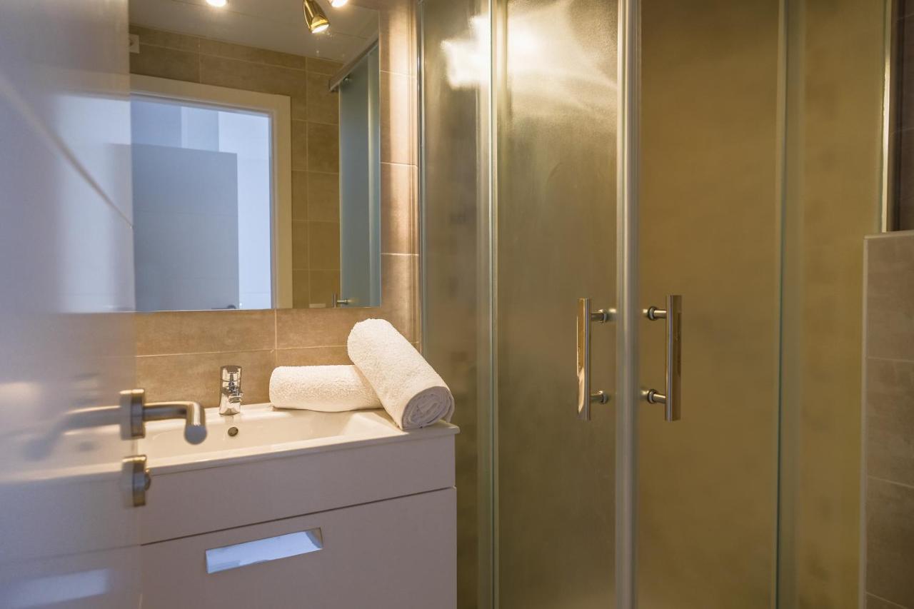 Sal Mar Suites Santa Eularia des Riu Ngoại thất bức ảnh