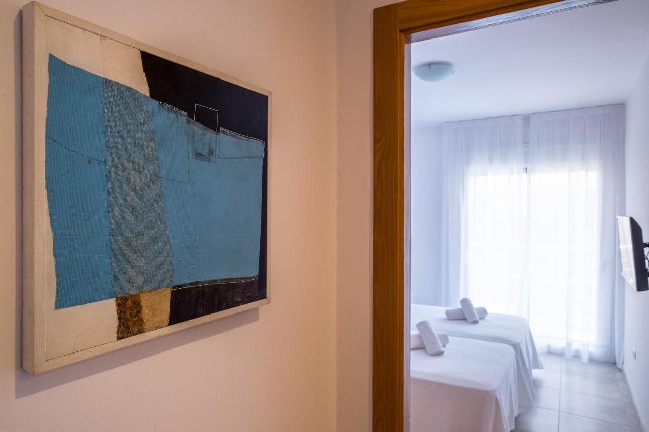 Sal Mar Suites Santa Eularia des Riu Ngoại thất bức ảnh
