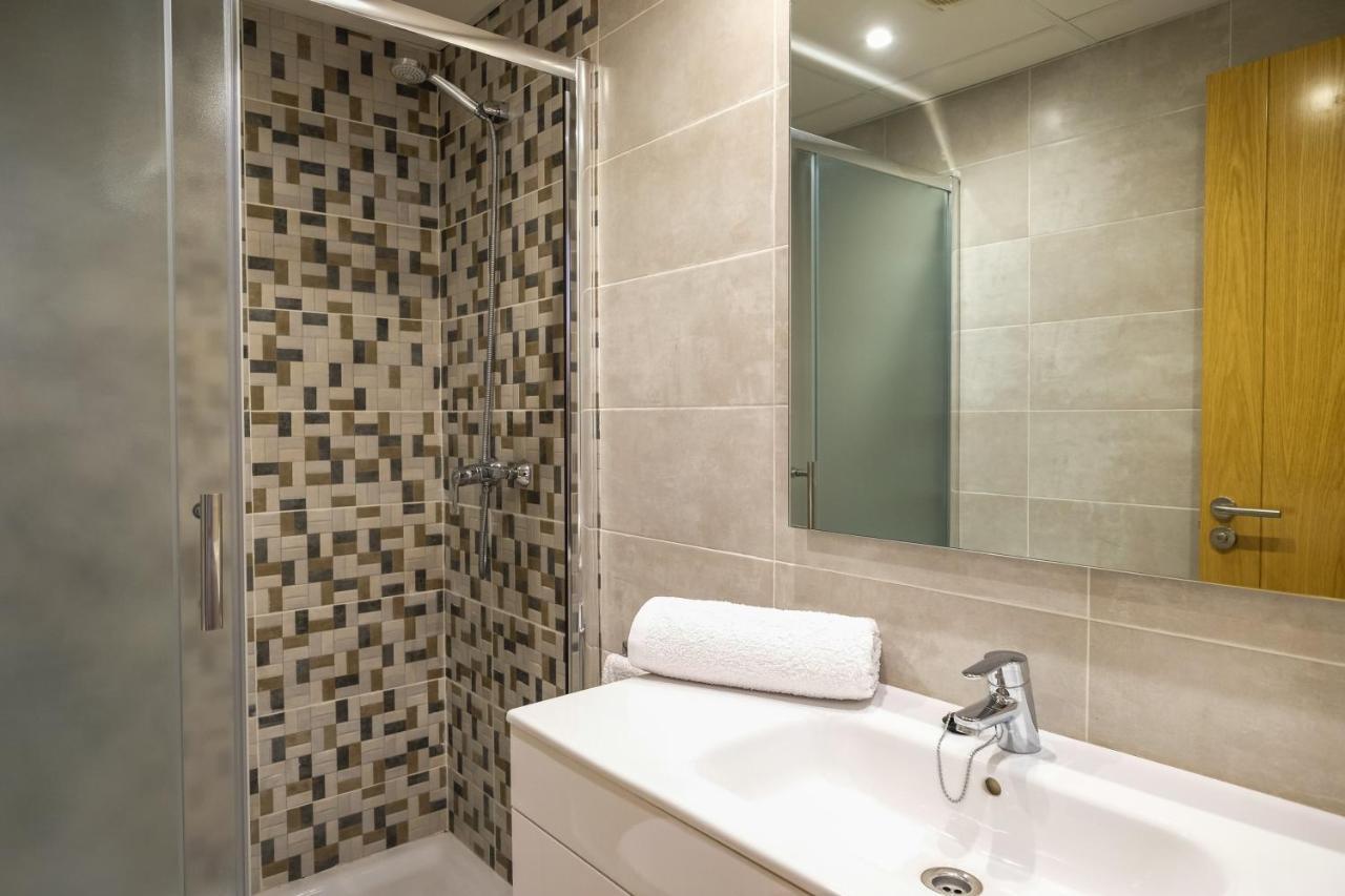 Sal Mar Suites Santa Eularia des Riu Ngoại thất bức ảnh